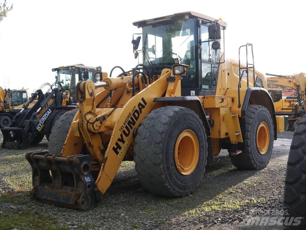 Hyundai HL 960 Kolesové nakladače