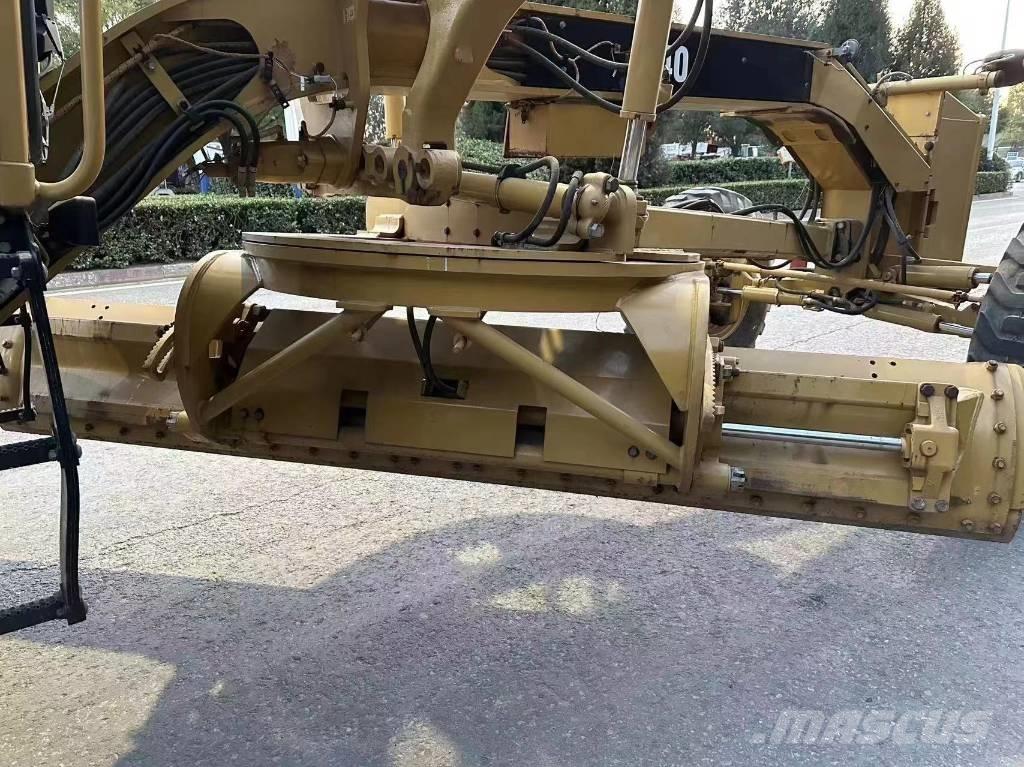 CAT 140 GC Grejdery