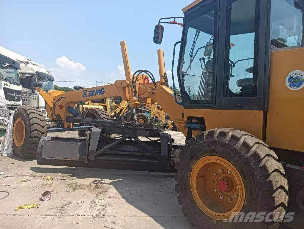 XCMG GR 1803 Grejdery