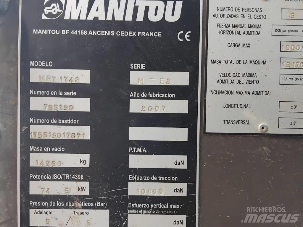 Manitou MRT1742 Teleskopické manipulátory