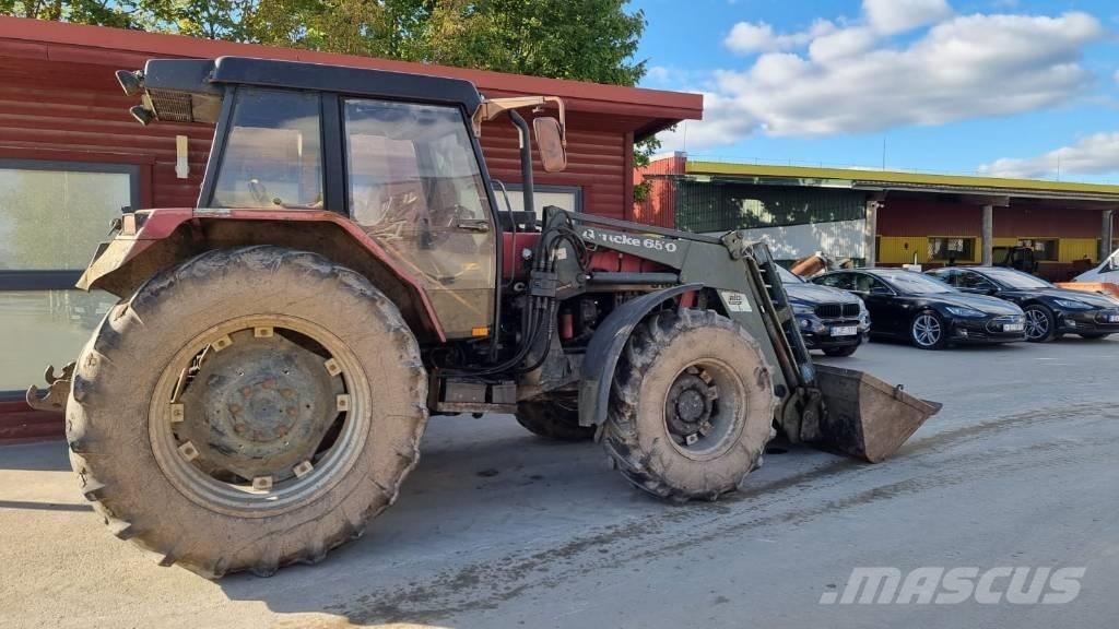 CASE 5130 Traktory
