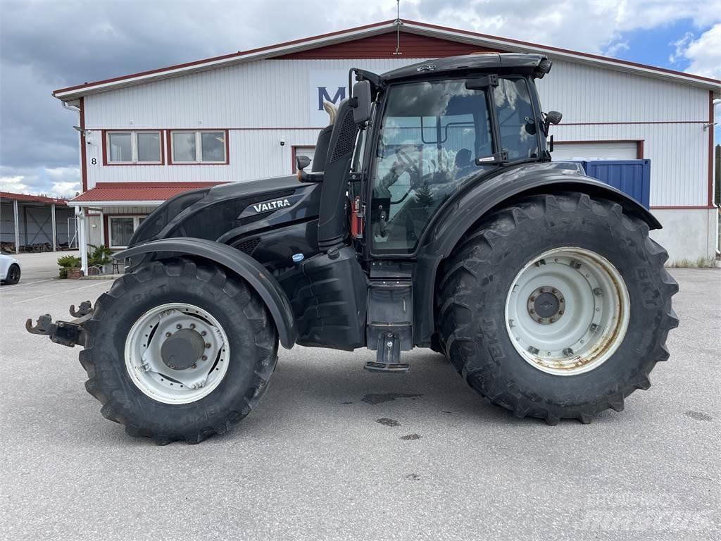 Valtra T234 A Traktory