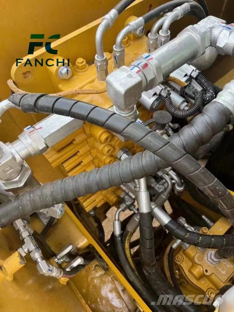 CAT 307 Pásové rýpadlá