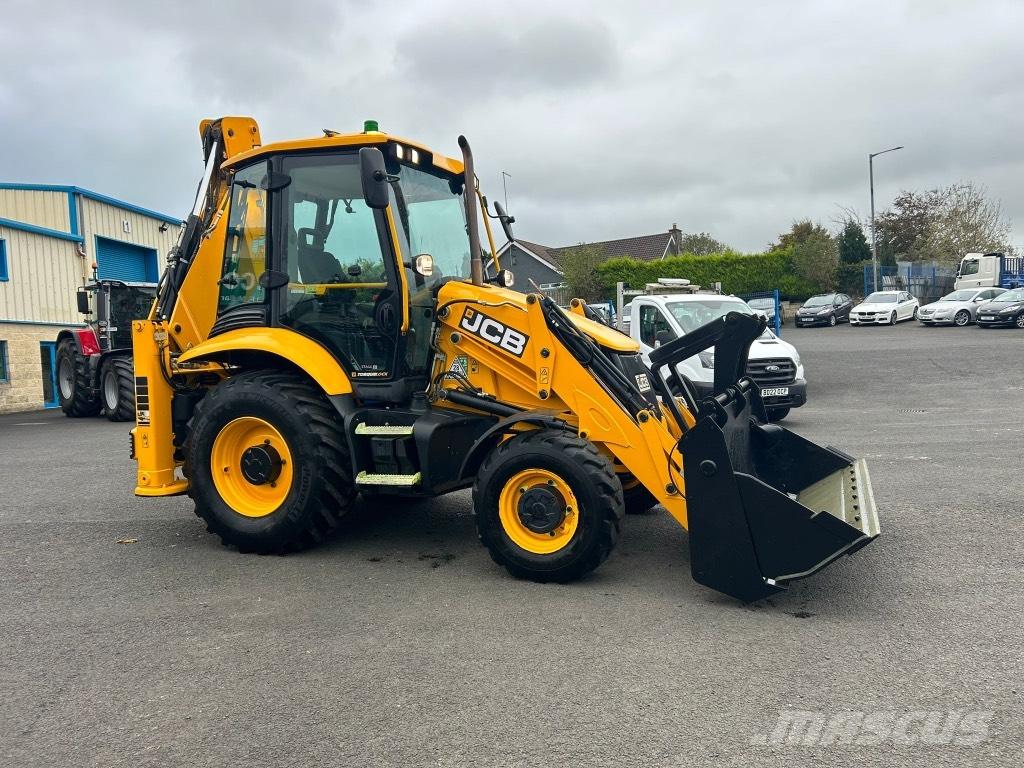 JCB 3CX 81kW / 108 BHP Rýpadlo-nakladače