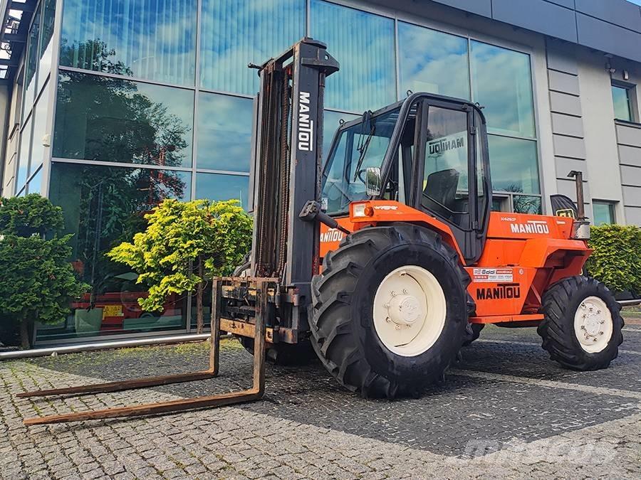Manitou M 426 CP Terénne vysokozdvižné vozíky