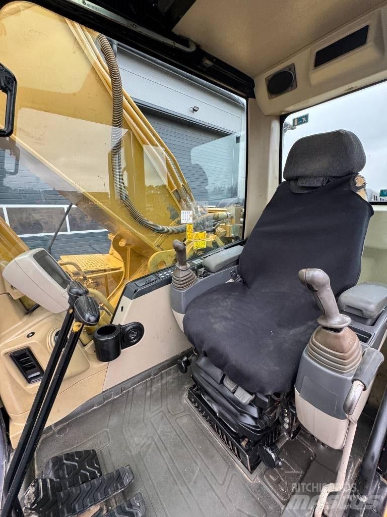CAT 325C Pásové rýpadlá