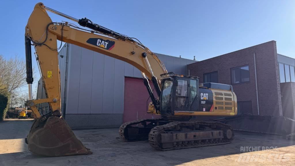 CAT 352 F Pásové rýpadlá