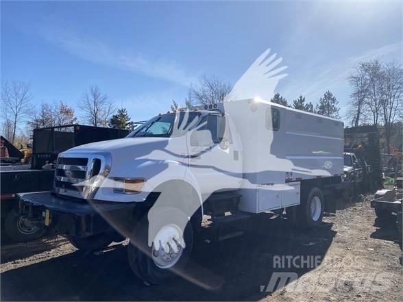 Ford F750 Stavebníctvo - ostatné