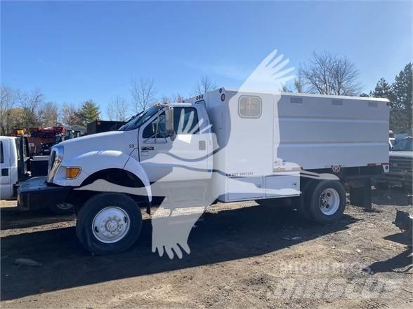 Ford F750 Stavebníctvo - ostatné