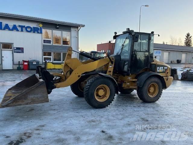 CAT 908H Kolesové nakladače
