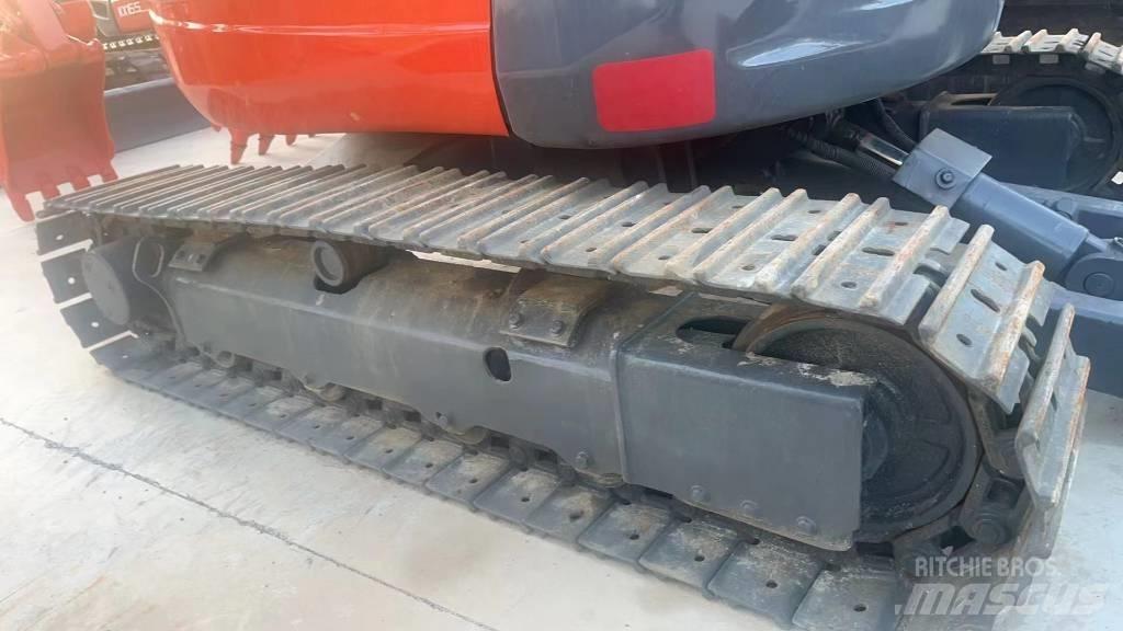 Kubota U 35 Pásové rýpadlá