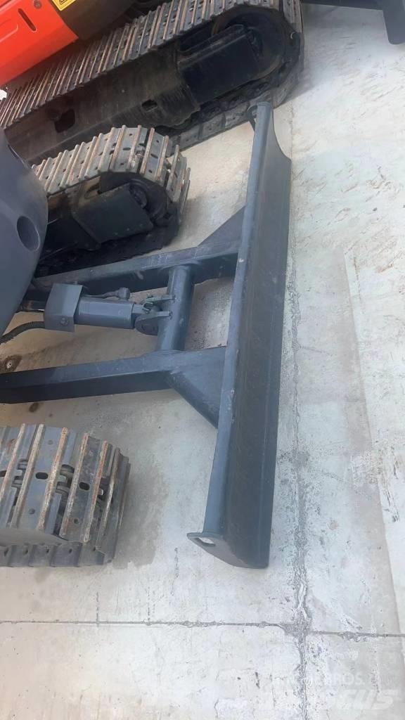 Kubota U 35 Pásové rýpadlá