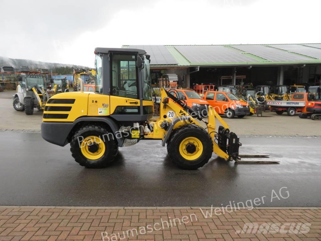 Yanmar V 80 Kolesové nakladače
