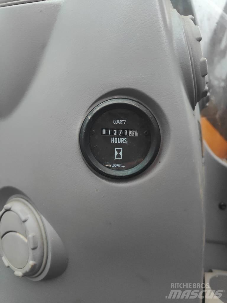 Volvo ECR 235 C L Pásové rýpadlá