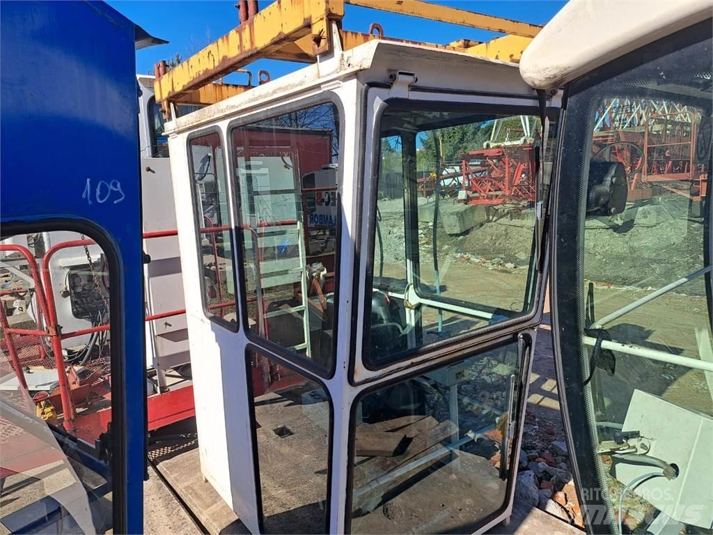Liebherr 90LD Stavebníctvo - ostatné
