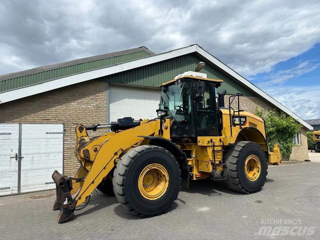 CAT 950G Kolesové nakladače