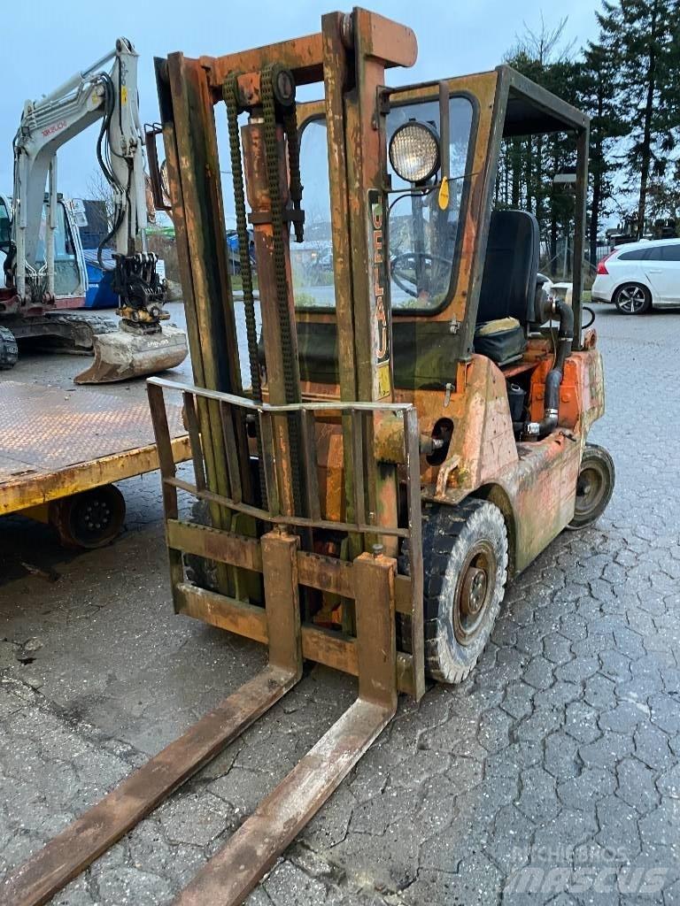 Jelau truck Iné