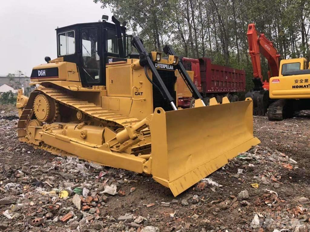 CAT D6H Pásové dozéry