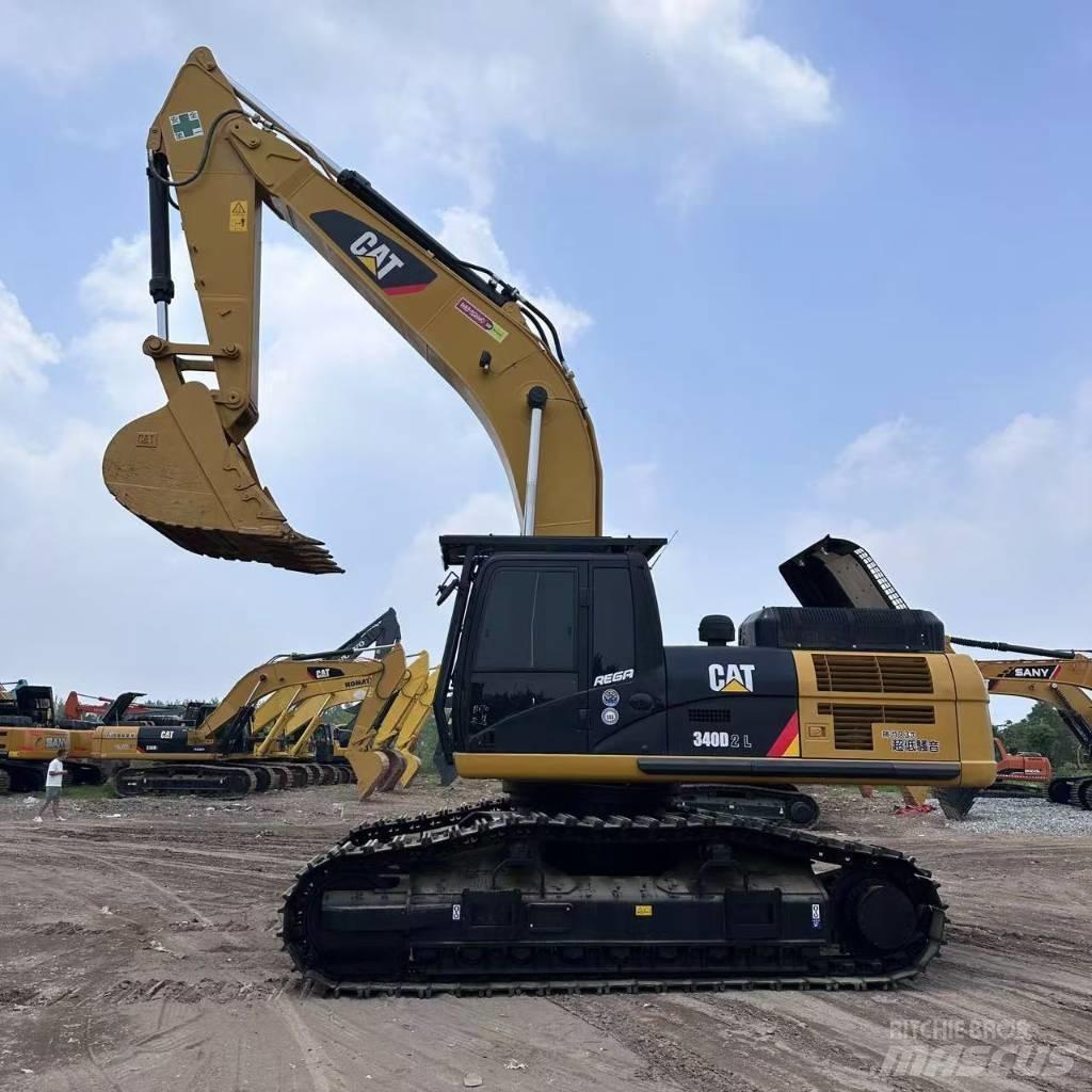 CAT 340D2 Pásové rýpadlá