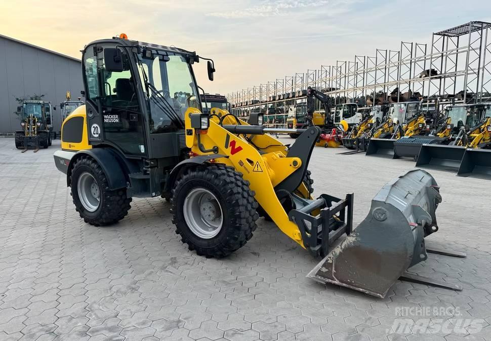 Wacker Neuson WL 52 Kolesové nakladače