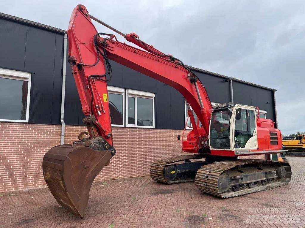 Hitachi ZX300LC-6 Pásové rýpadlá