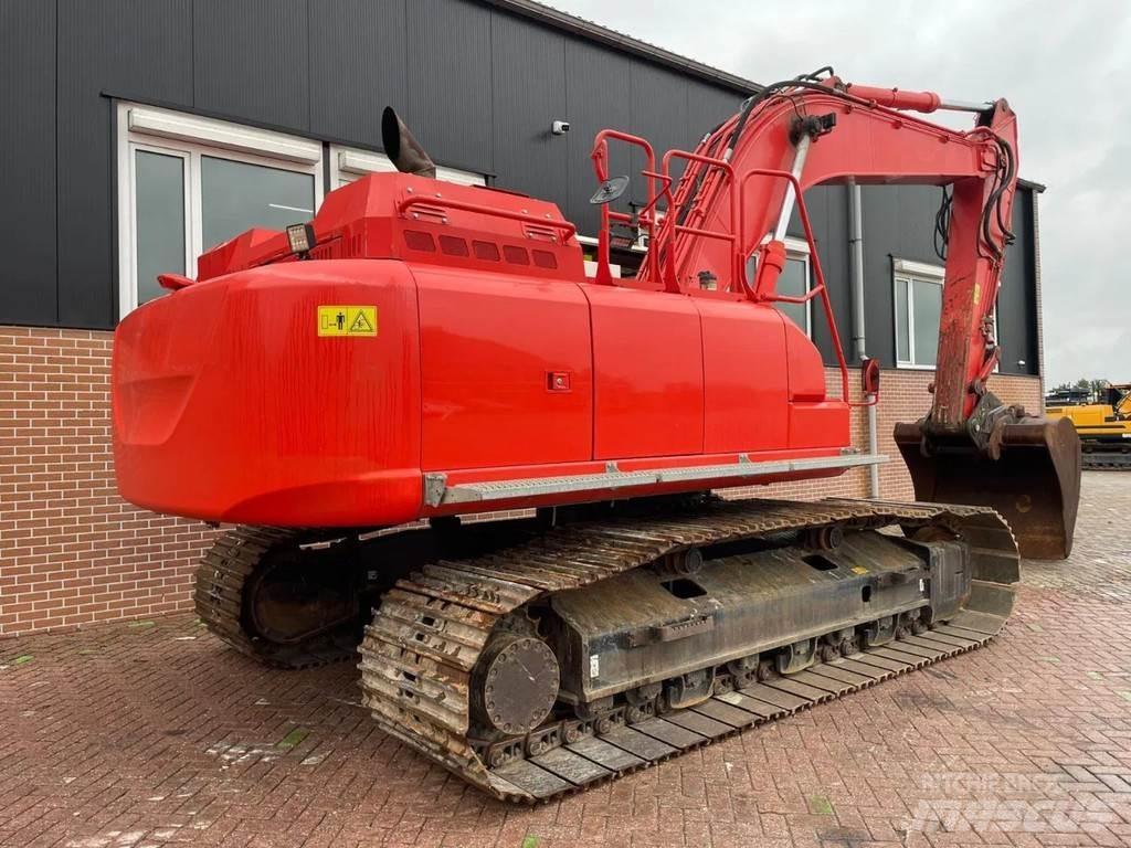 Hitachi ZX300LC-6 Pásové rýpadlá