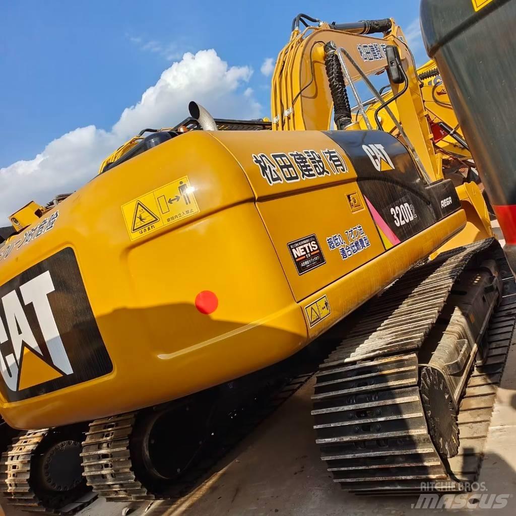 CAT 320 D Pásové rýpadlá