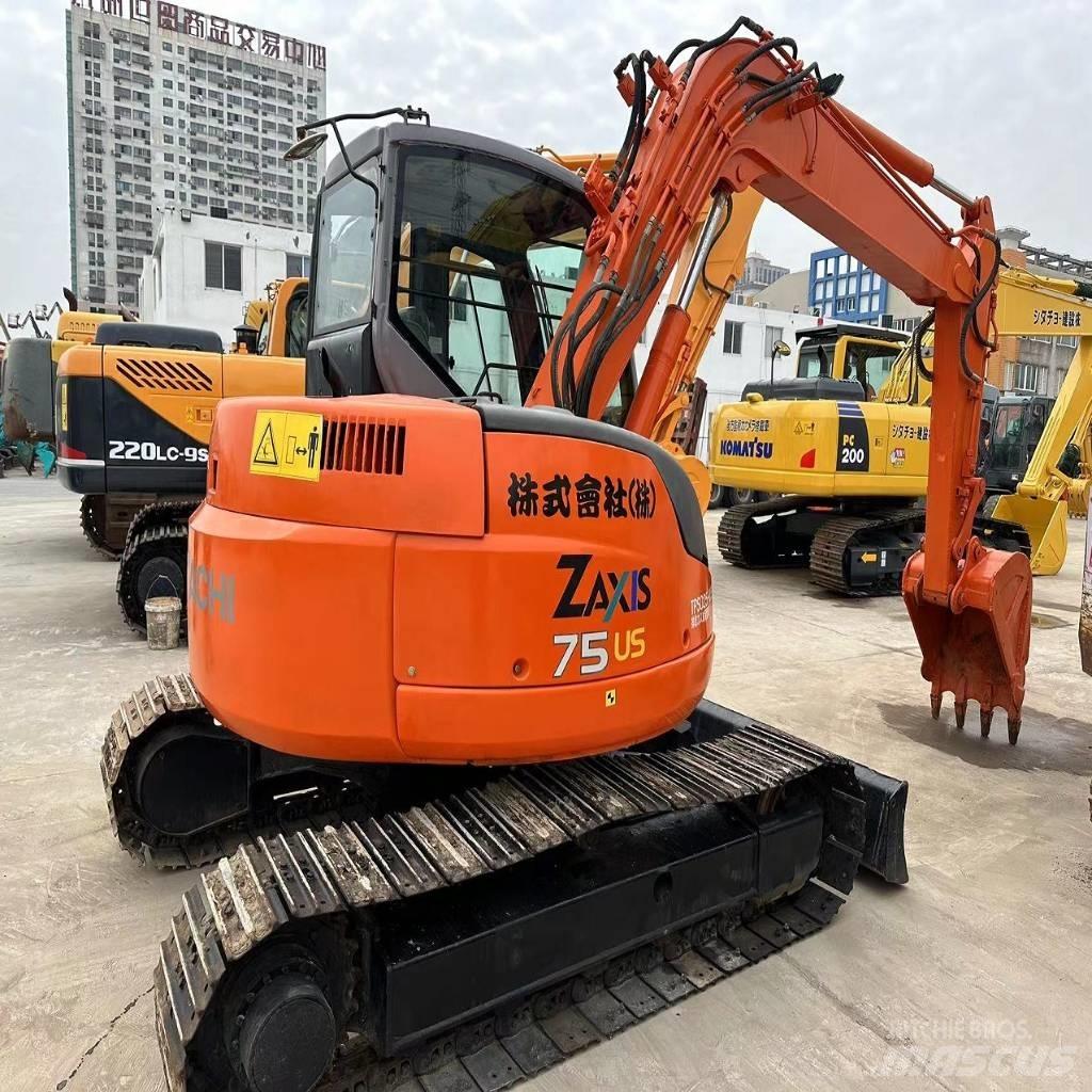 Hitachi ZX 75 Pásové rýpadlá