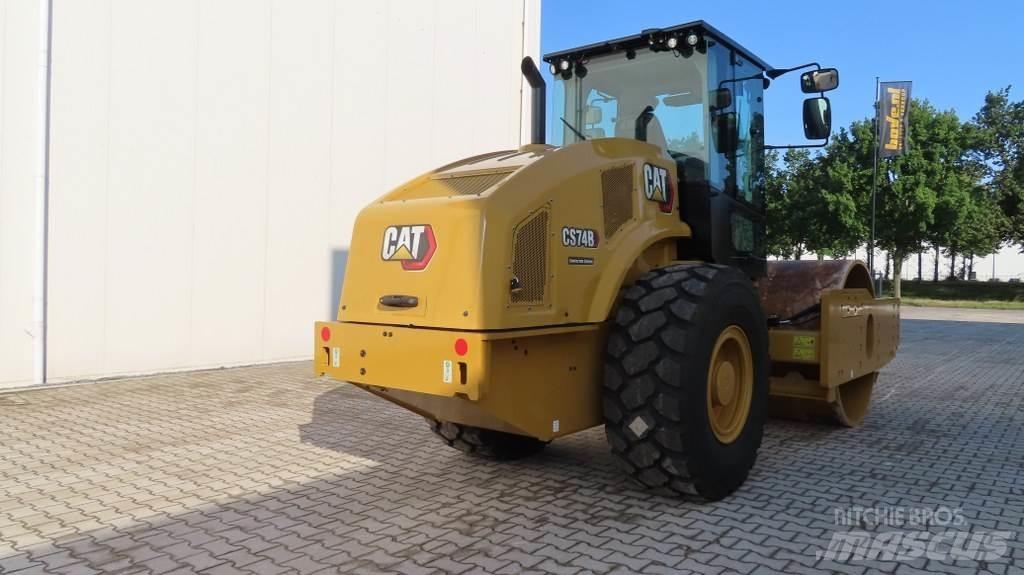CAT CS74B Ťahačové valce