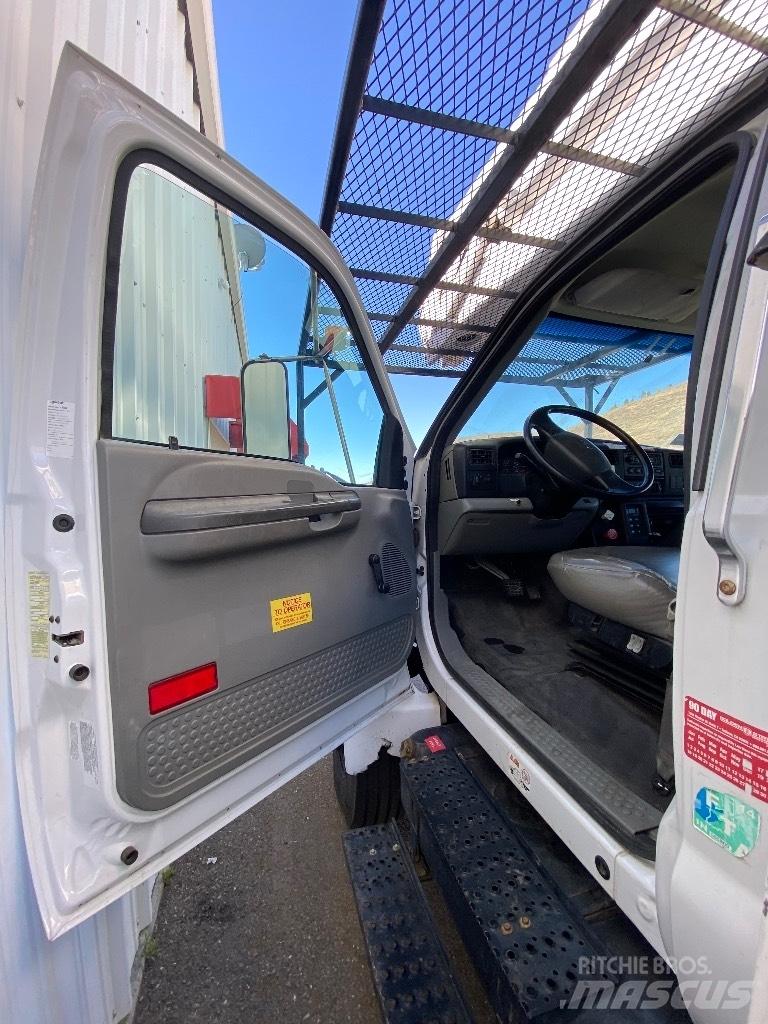 Ford F 750 SD Autoplošiny