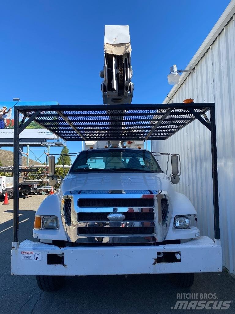 Ford F 750 SD Autoplošiny
