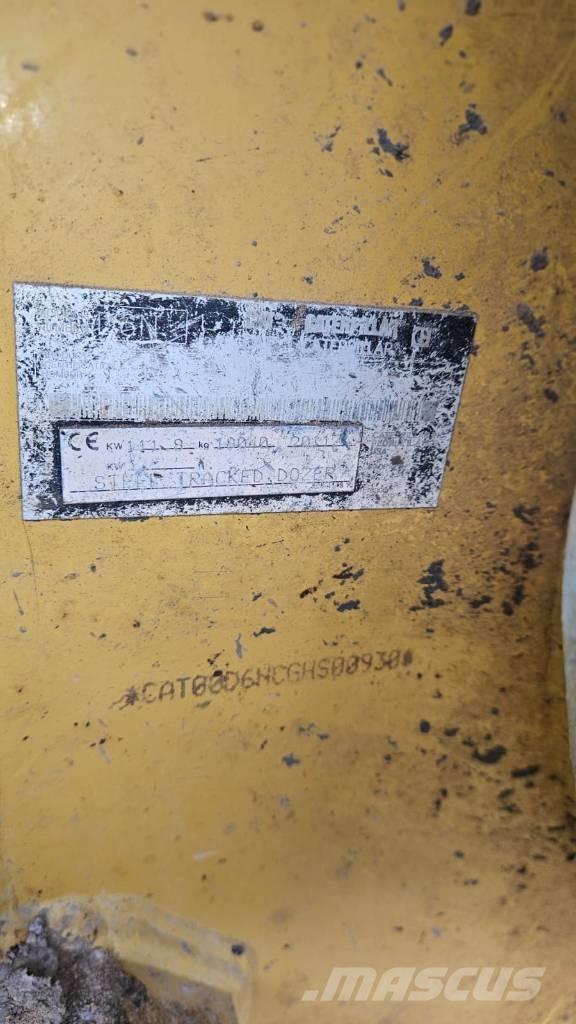 CAT D 6 N LGP Pásové dozéry