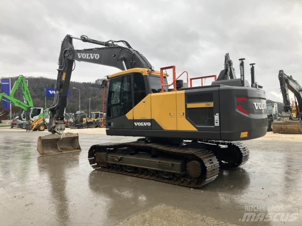 Volvo EC220EN Pásové rýpadlá