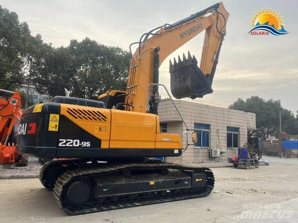 Hyundai R220-9S Kolesové rýpadlá