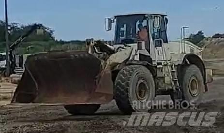 CAT 966 H Kolesové nakladače