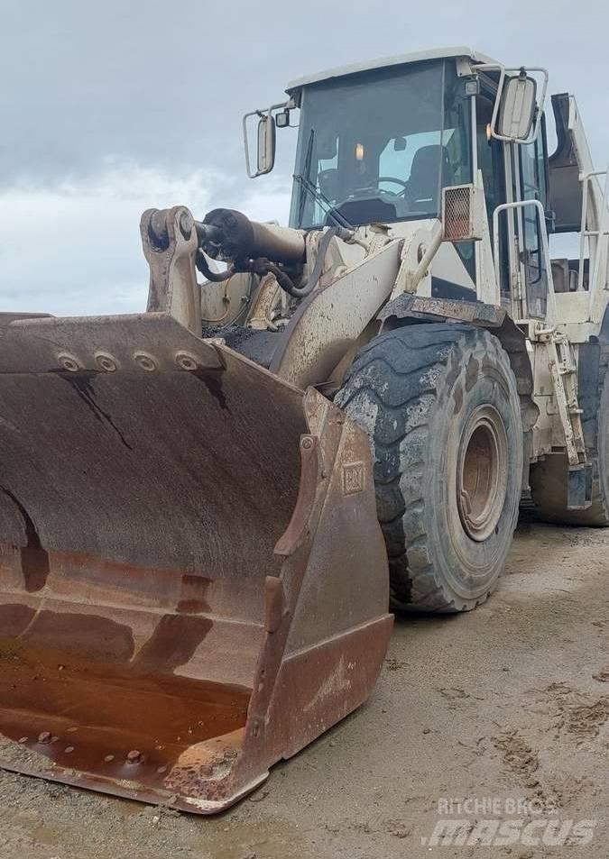 CAT 966 H Kolesové nakladače