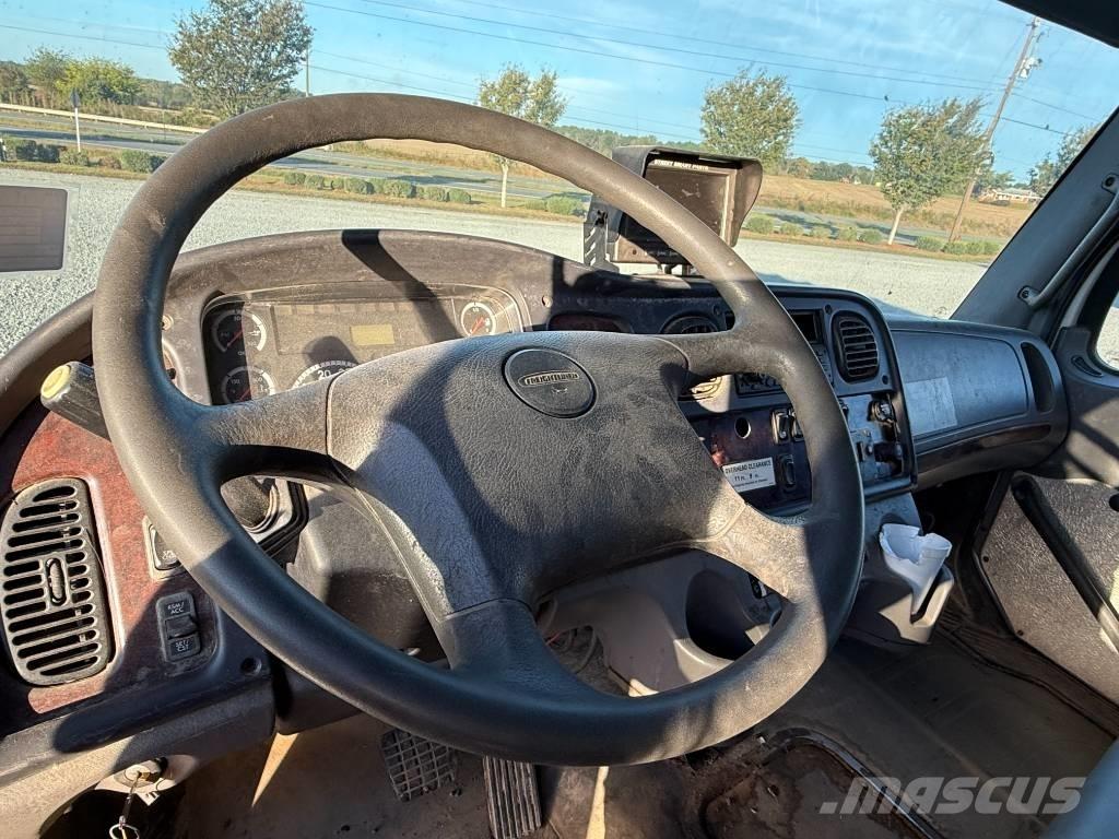 Freightliner M2 Smetiarske vozidlá