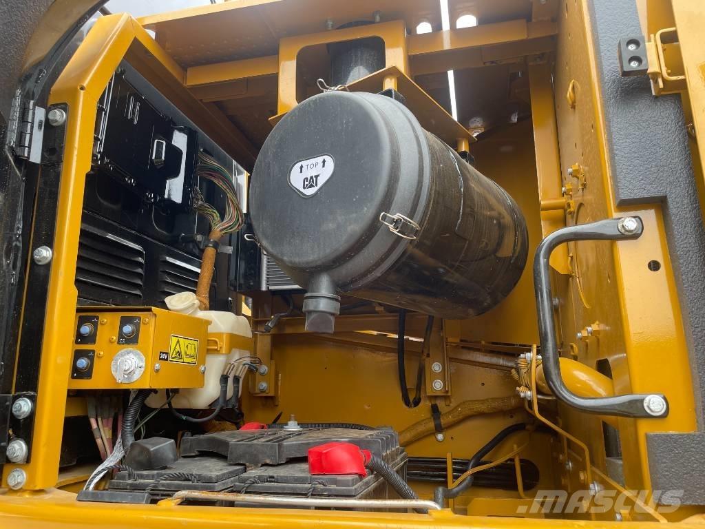 CAT 336D2 Pásové rýpadlá