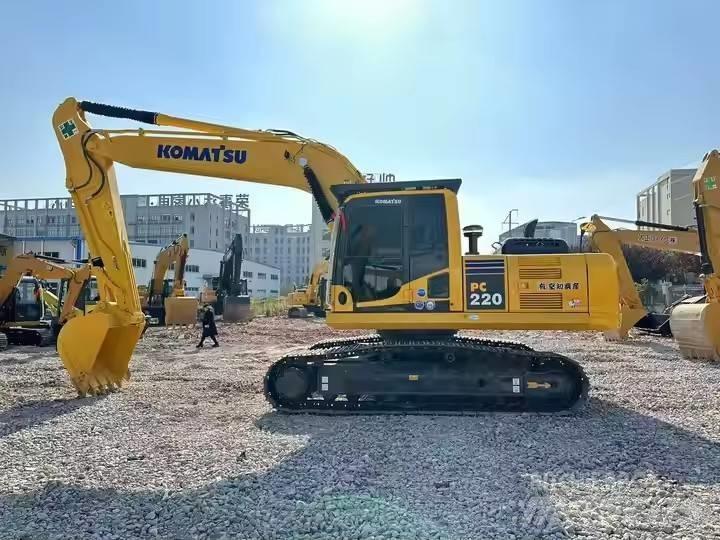 Komatsu PC 220 Pásové rýpadlá