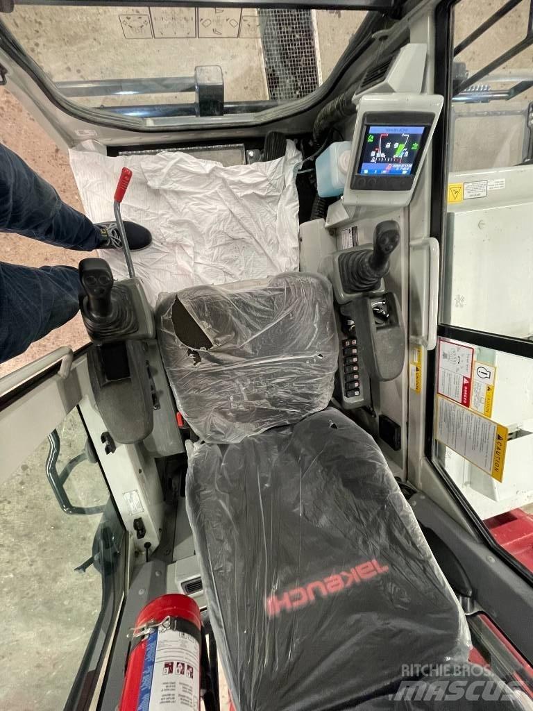 Takeuchi TCR50-2 Pásové sklápače