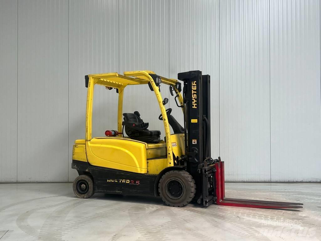 Hyster J3.5XN Akumulátorové vozíky