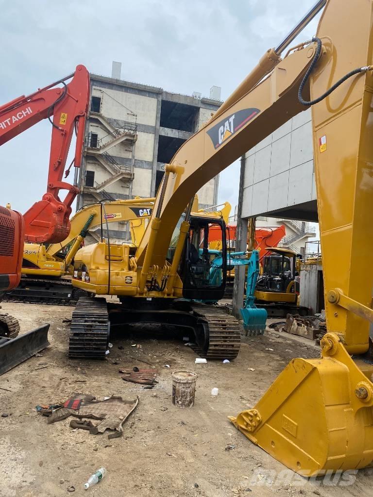 CAT 320 C LC Pásové rýpadlá