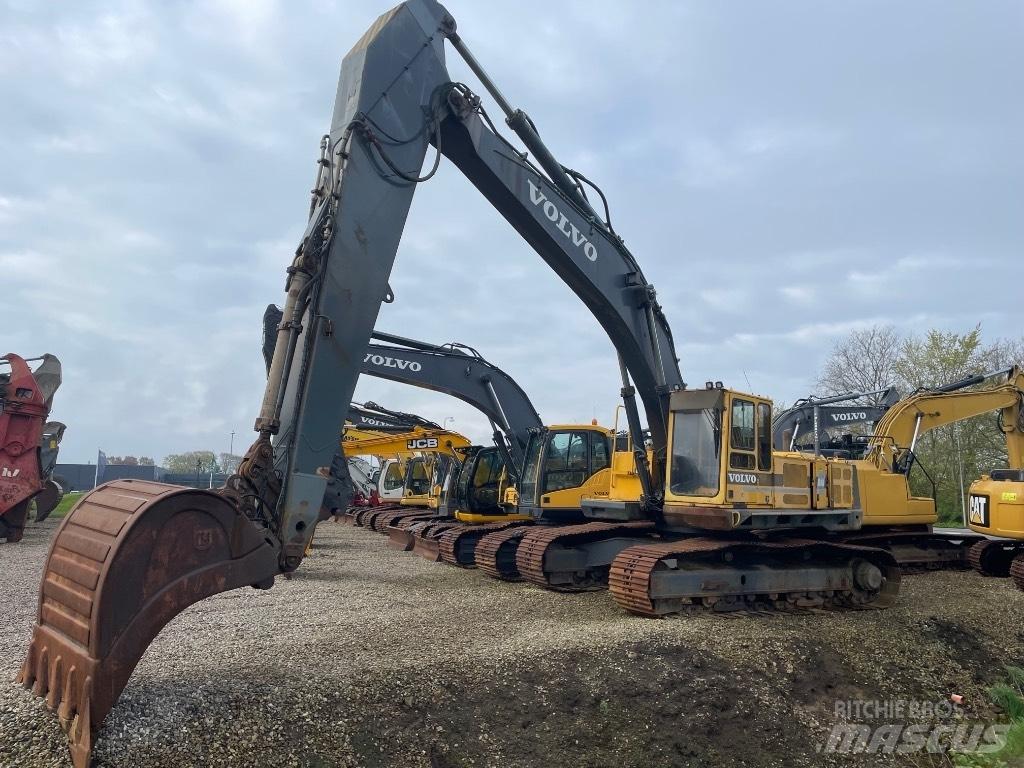 Volvo EC450 Pásové rýpadlá