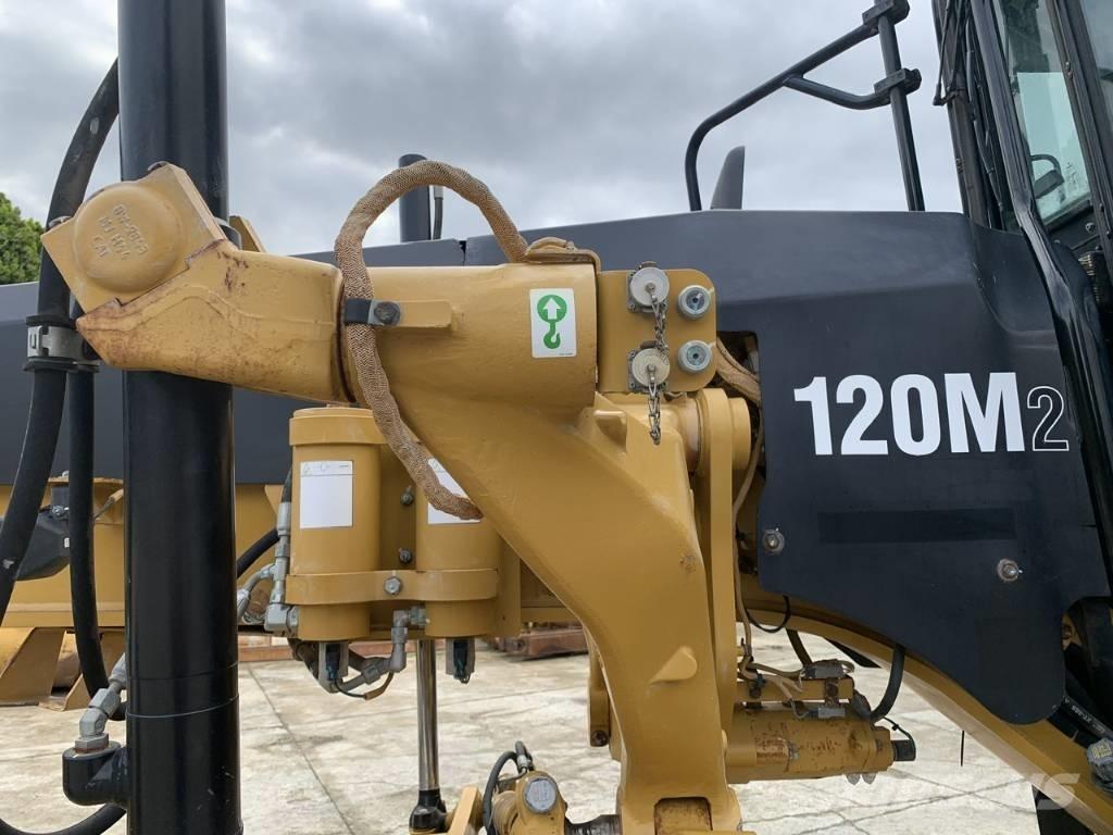 CAT 120 M 2 Grejdery