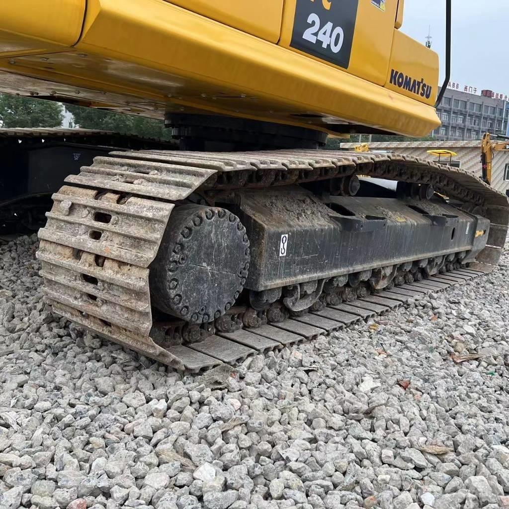 Komatsu PC 240 Pásové rýpadlá