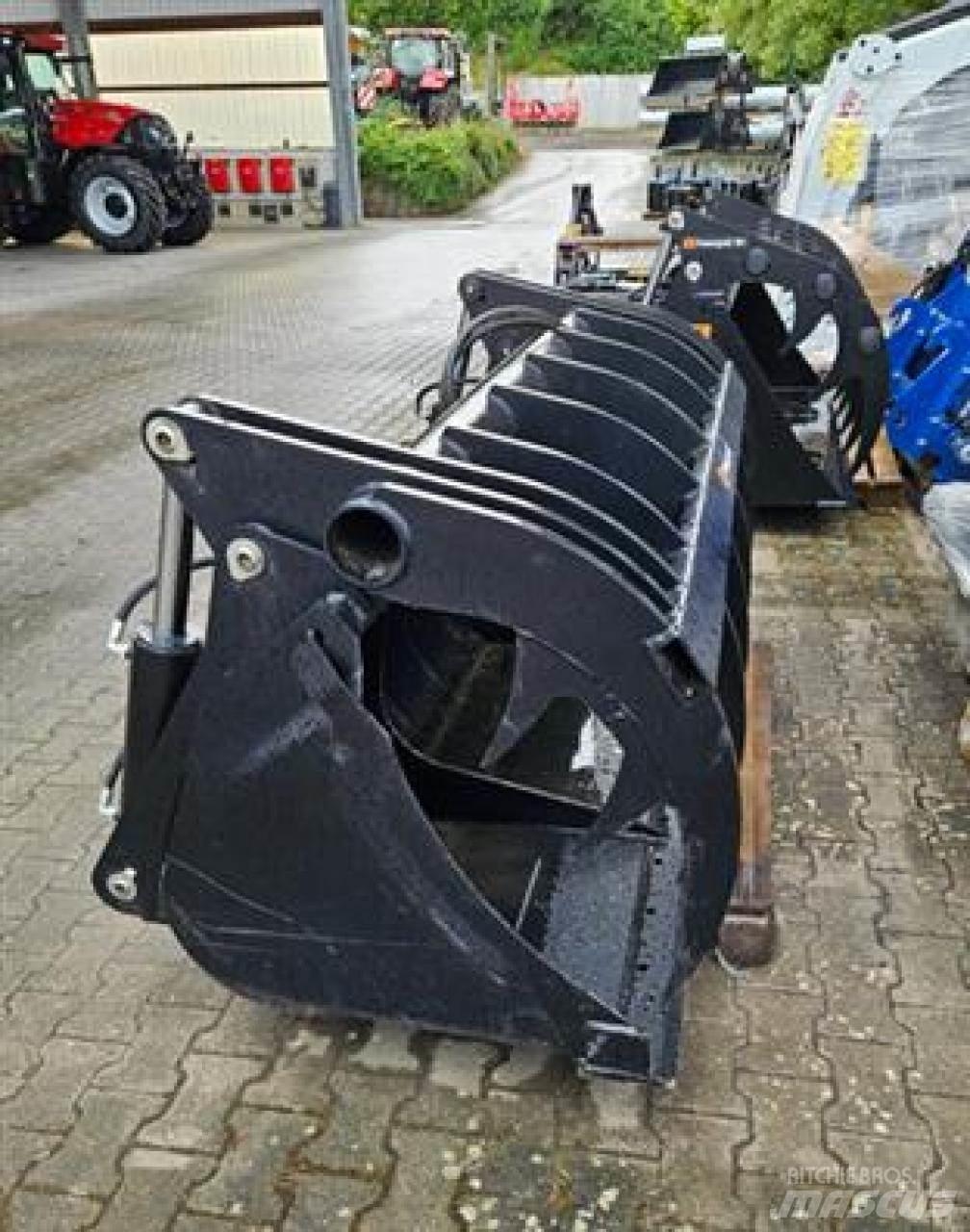 Ålö Powergrab 210 Traktory