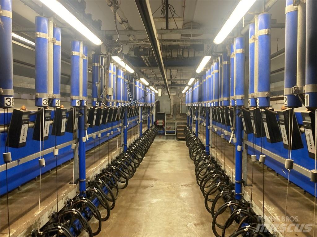 Delaval P300SG Dojárne a dojacie zariadenia