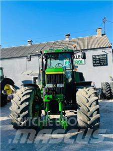 John Deere 7810 Traktory