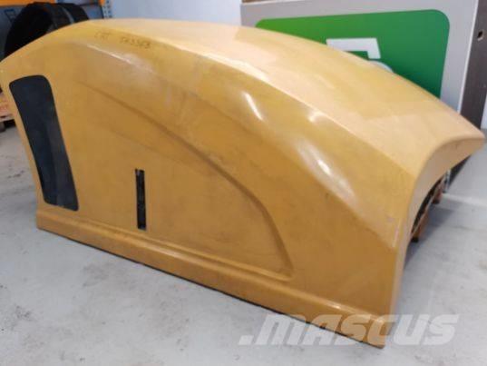 CAT TH 408 mask Kabíny a interiér