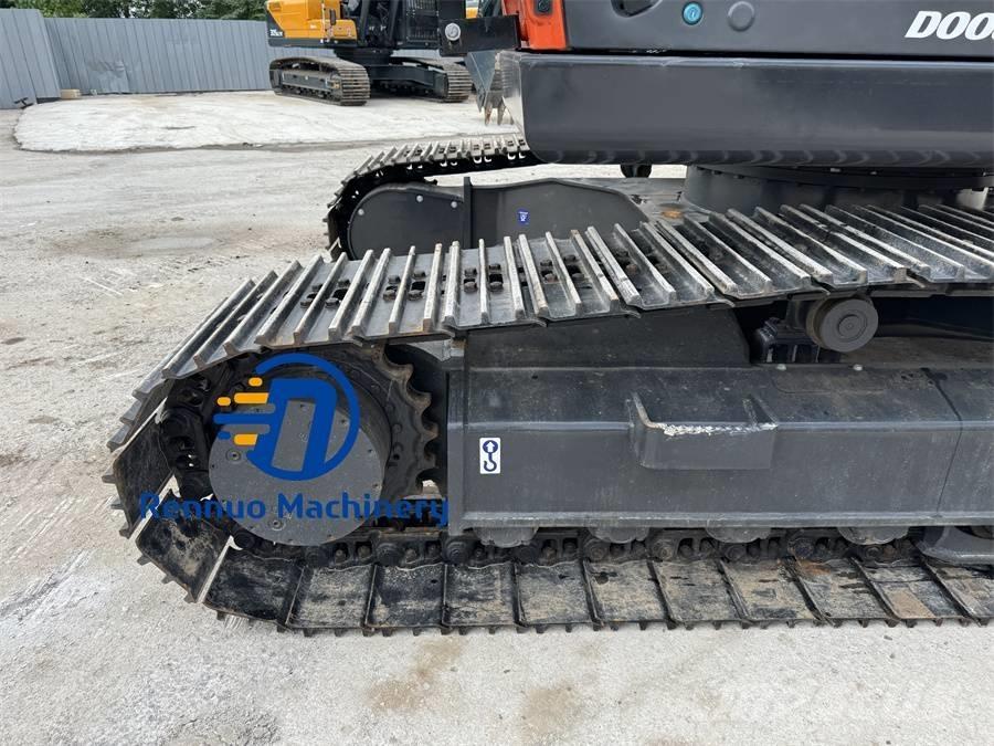 Doosan DX 225 LC-9C Pásové rýpadlá